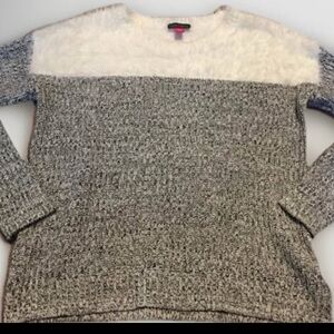 Vince Camuto White Fuzzy  and Grey Top Soft Sweater
XS Long Sleeve